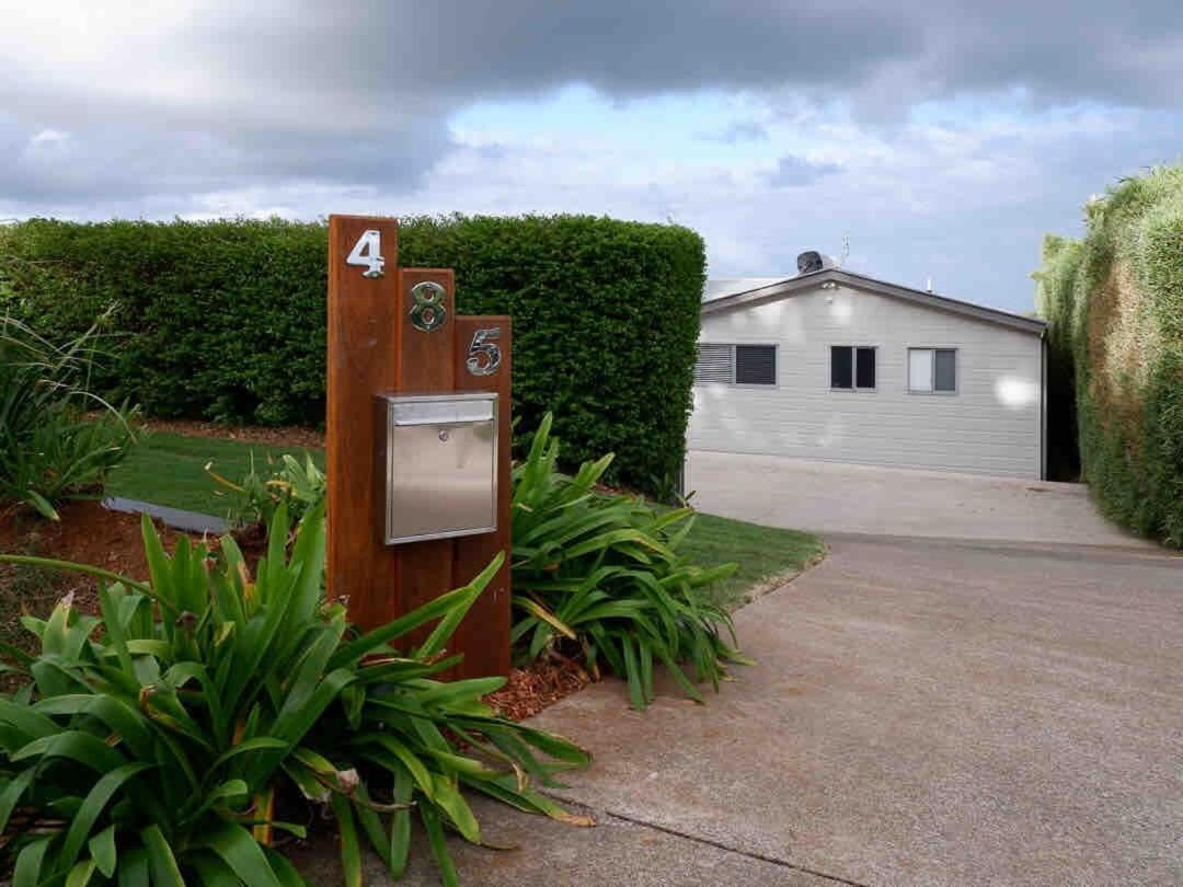 Flaxton Garden Home With Spectacular Coastal Views Montville Bagian luar foto