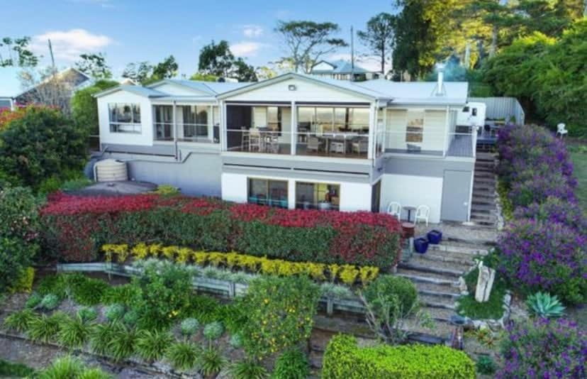 Flaxton Garden Home With Spectacular Coastal Views Montville Bagian luar foto