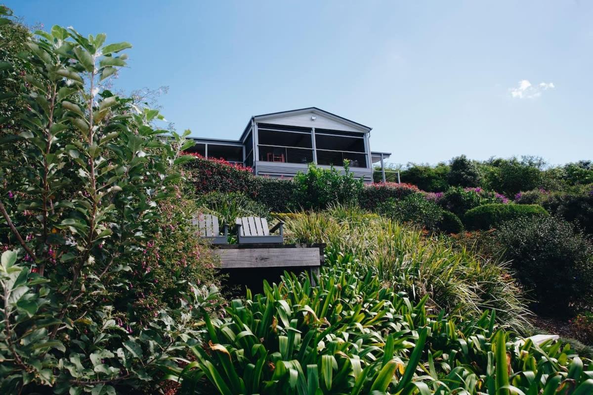 Flaxton Garden Home With Spectacular Coastal Views Montville Bagian luar foto